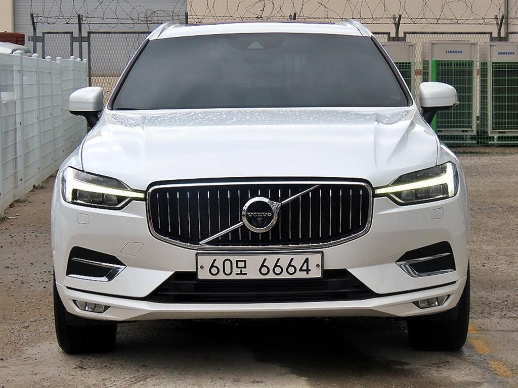 Volvo XC60 T6 AWD Inseukeuripsyeon