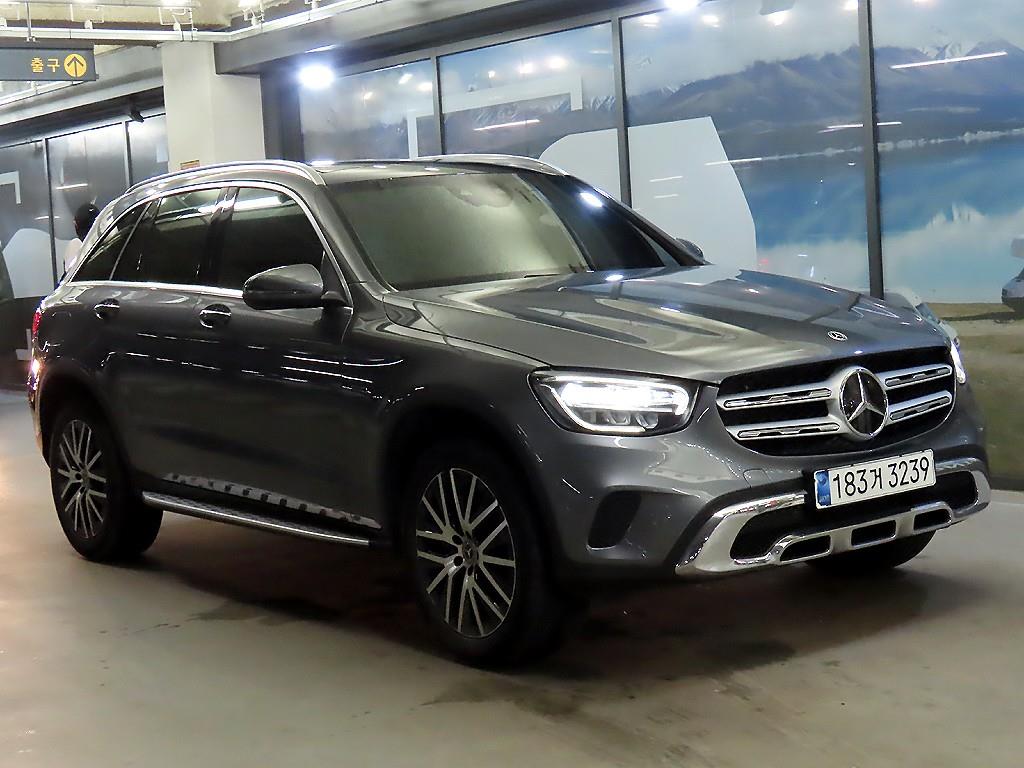 벤츠 GLC 300e 4Maetik