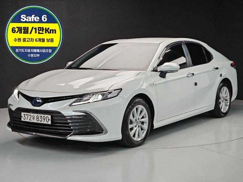 Toyota Camry 2.5 Hybrid LE