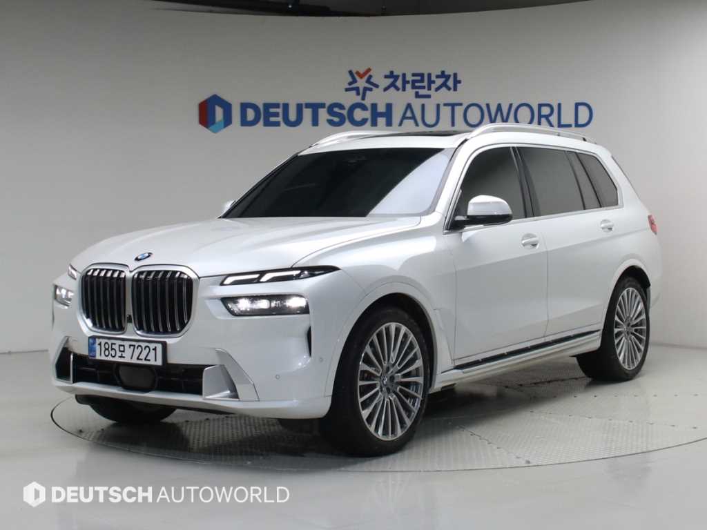BMW X7 40i xDrive Dijainpyueo Ekselreonseu 7 seats