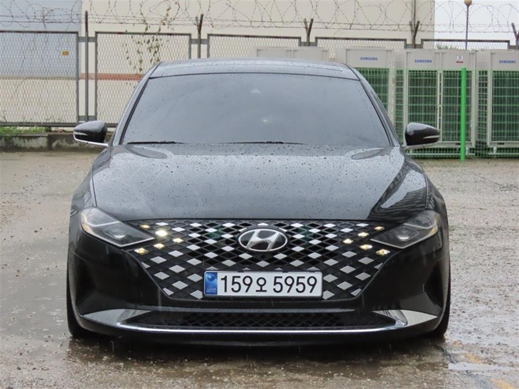 Hyundai Grandeur LPi 3.0 Modern
