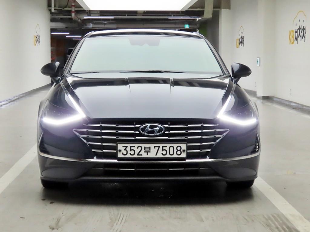 Hyundai Sonata Hybrid 2.0 HEV Premium