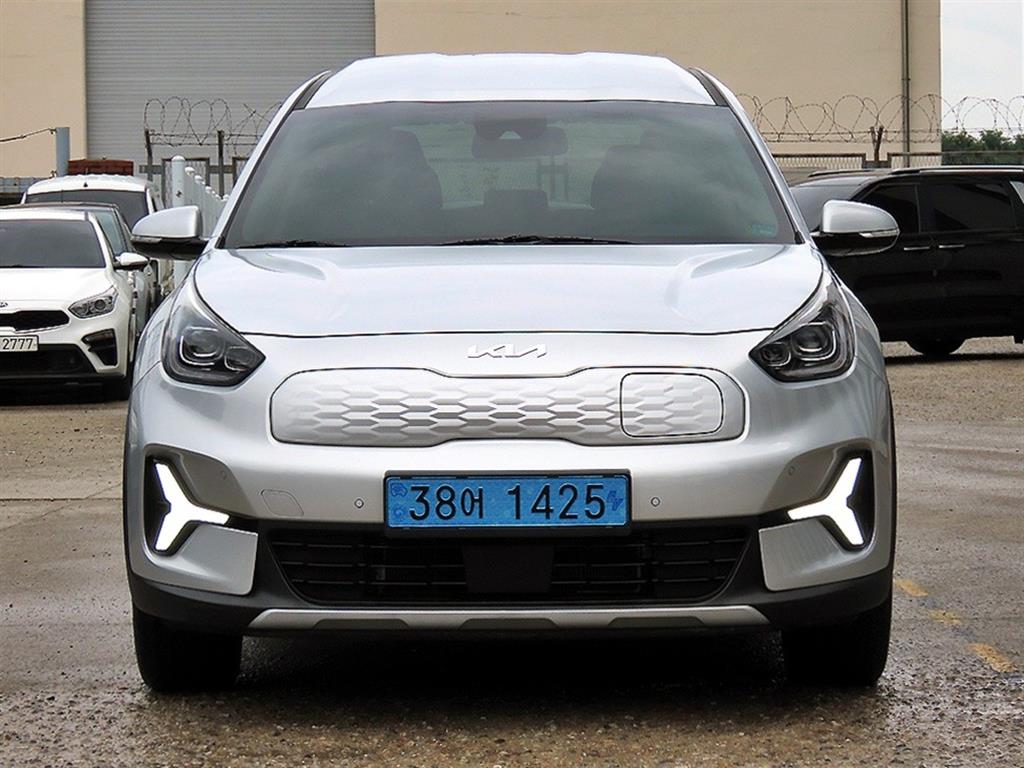 Kia Niro Plus Eoseu