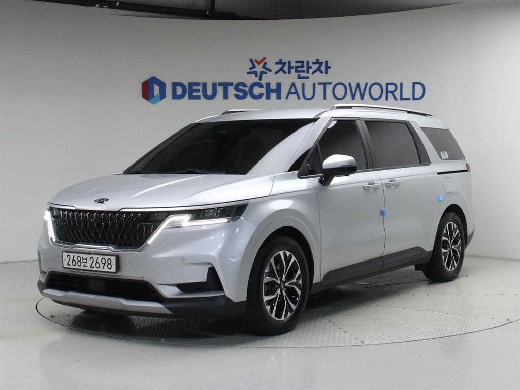 Kia Carnival 9 seats Prestige