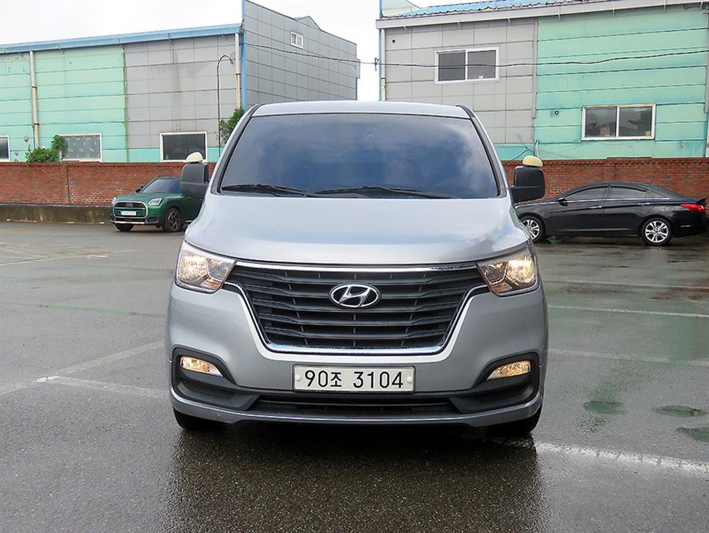 현대 Grand Starex 3 seats Van Smart
