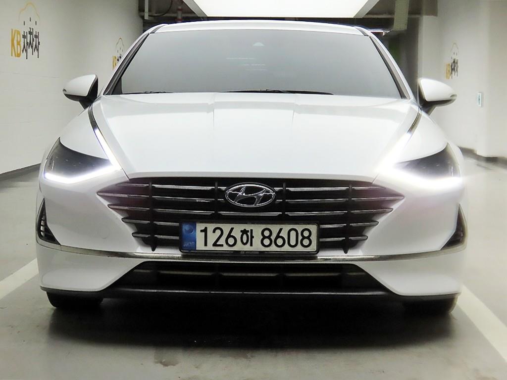 Hyundai Sonata L2.0 Smart