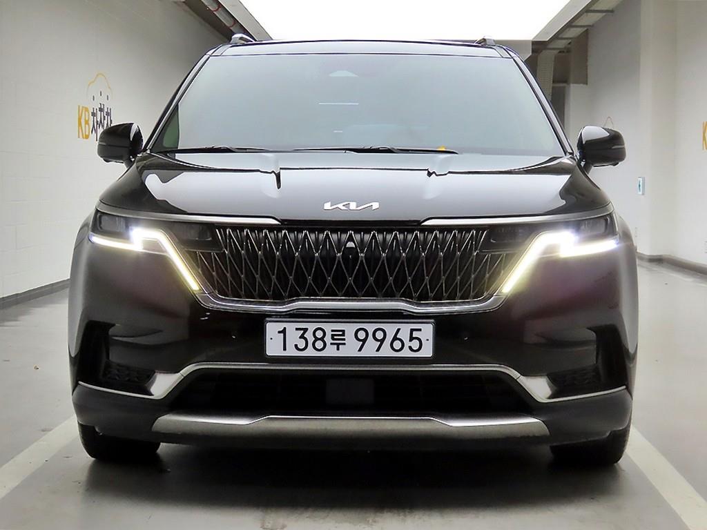 Kia Carnival 7 seats Signature