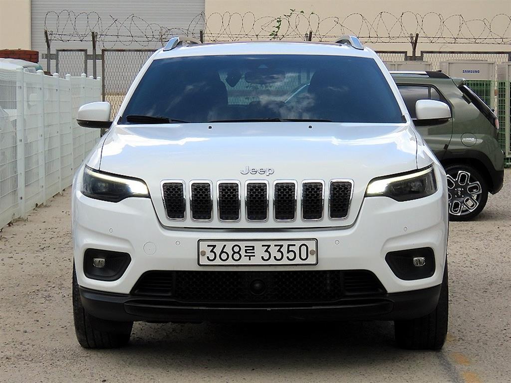 Jeep Cherokee 2.4 AWD Ronjityudeu Hai