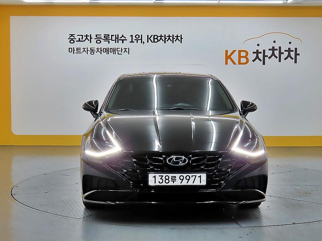 Hyundai Sonata G2.0 Premium Plus