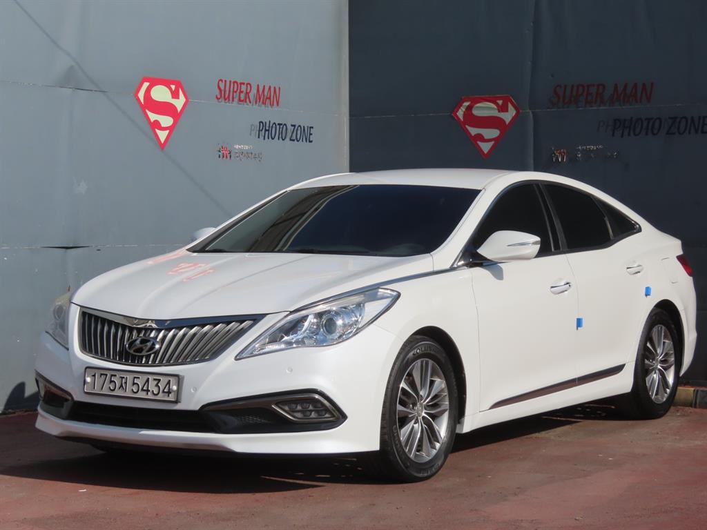 Hyundai Grandeur HG 240 Modern