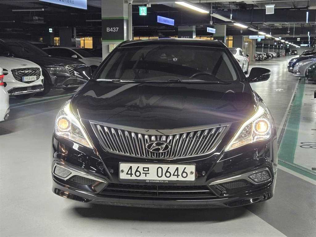 Hyundai Grandeur HG 240 Modern Keolreksyeon