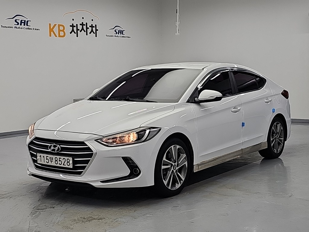 Hyundai Avante 1.6 GDi Value Plus