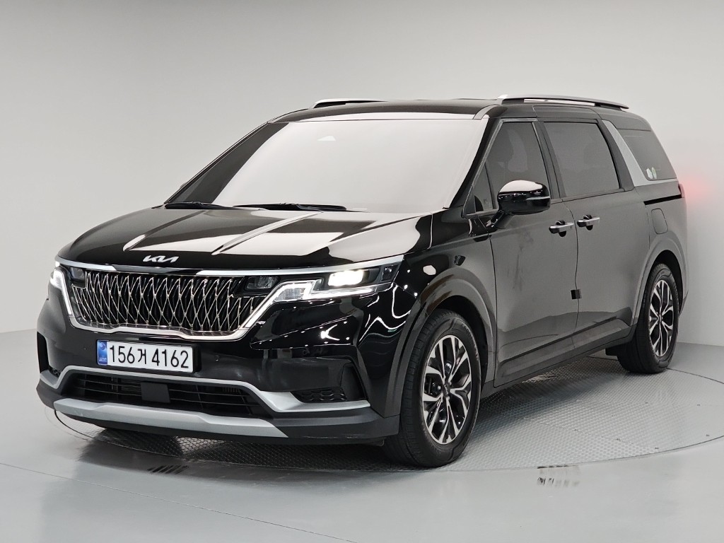 Kia Carnival 9 seats Prestige