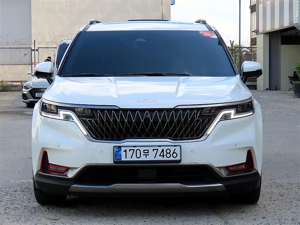 Kia Carnival 7 seats Signature