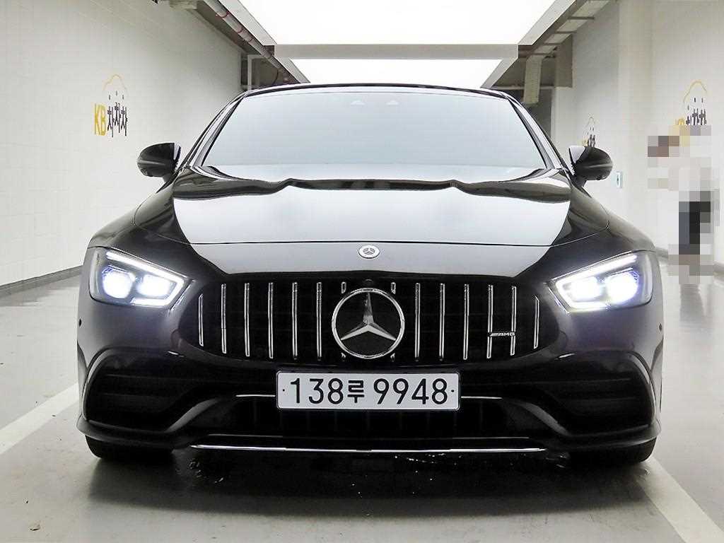Mercedes-Benz AMG GT 43 4Maetik+
