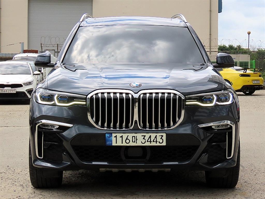 BMW X7 40i xDrive M Sport Paek