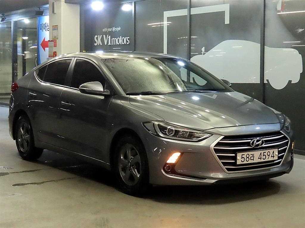 Hyundai Avante 1.6 GDi Smart