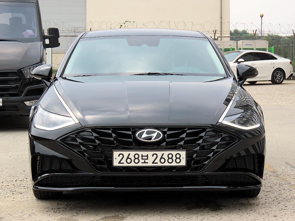 Hyundai Sonata G2.0 Premium Plus