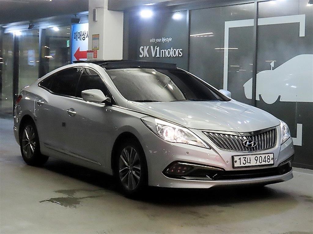 Hyundai Grandeur HG 240 Modern