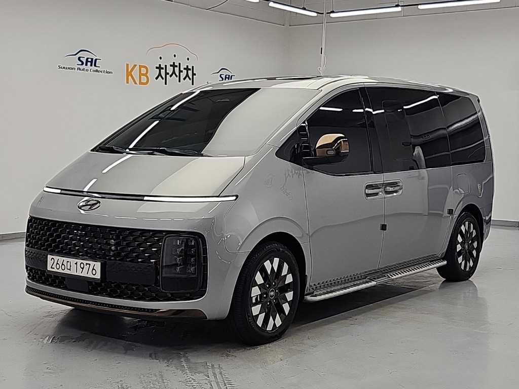 Hyundai Staria 2.2 Raunji 9 seats 2WD Inspiration