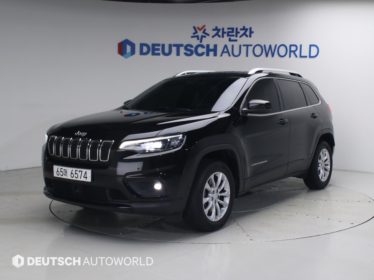 지프 체로키 2.4 AWD Ronjityudeu Hai