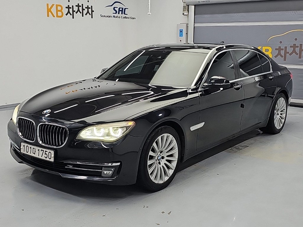 BMW 7 Series 740Li