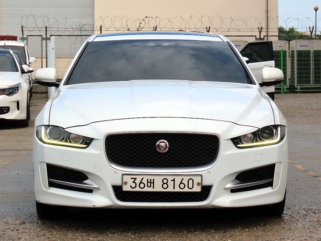 재규어 XE 2.0 20d Sport