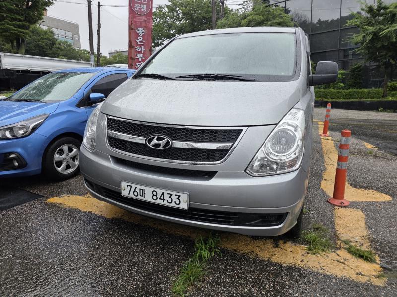 현대 Grand Starex 12 seats CVX Deluxe