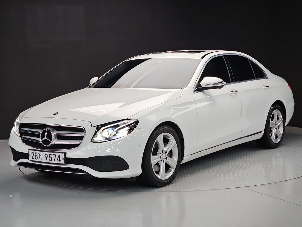 Mercedes-Benz E-Class E220d Avantgarde