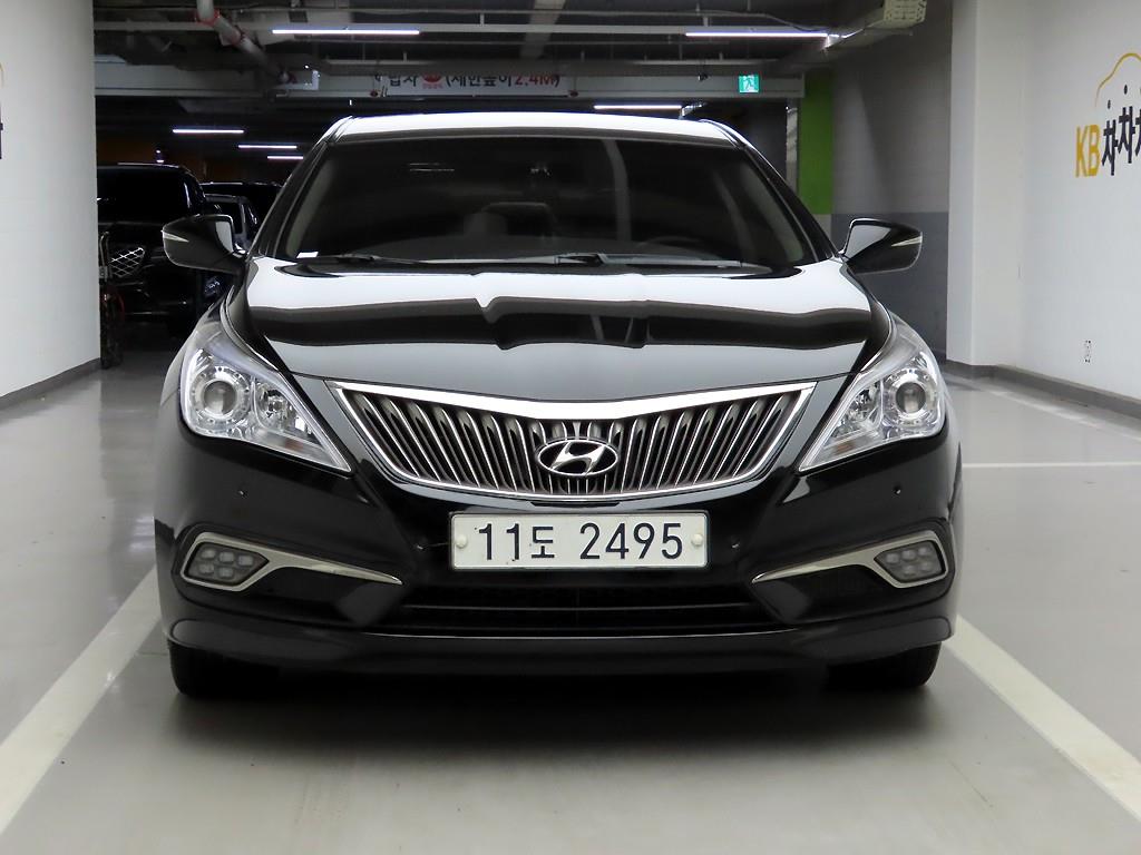 Hyundai Grandeur HG 240 Modern
