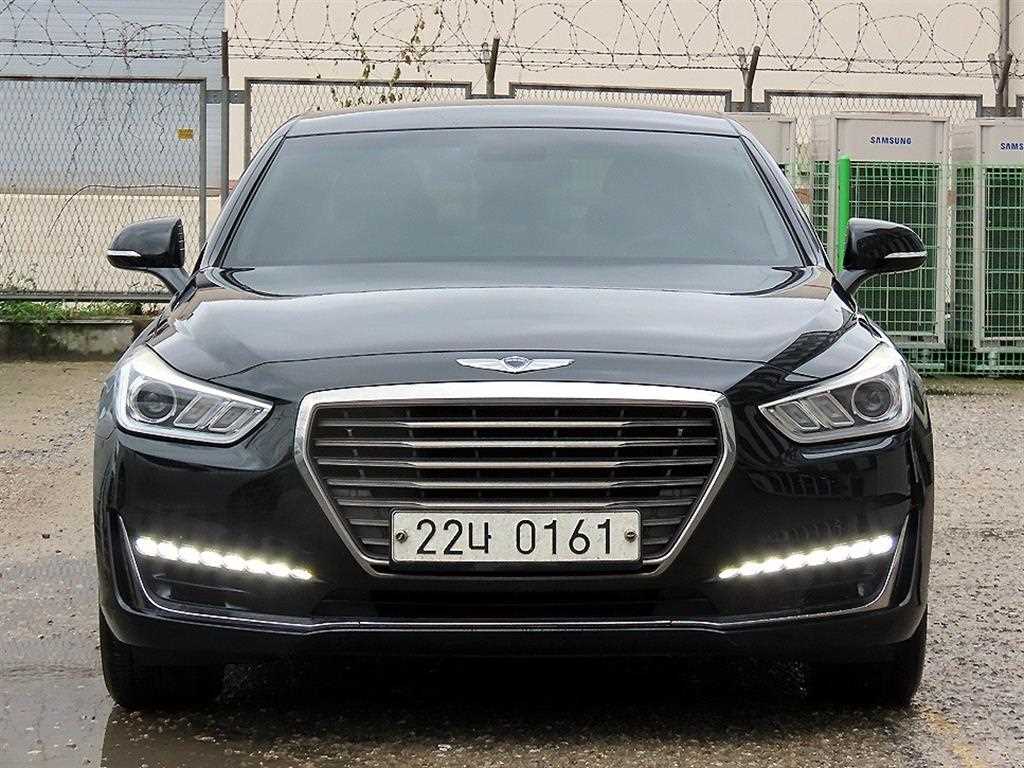 Genesis EQ900 3.8 GDi AWD Luxury