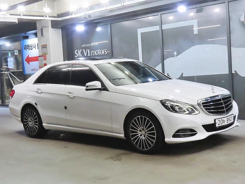 Mercedes-Benz E-Class E300 Elegance
