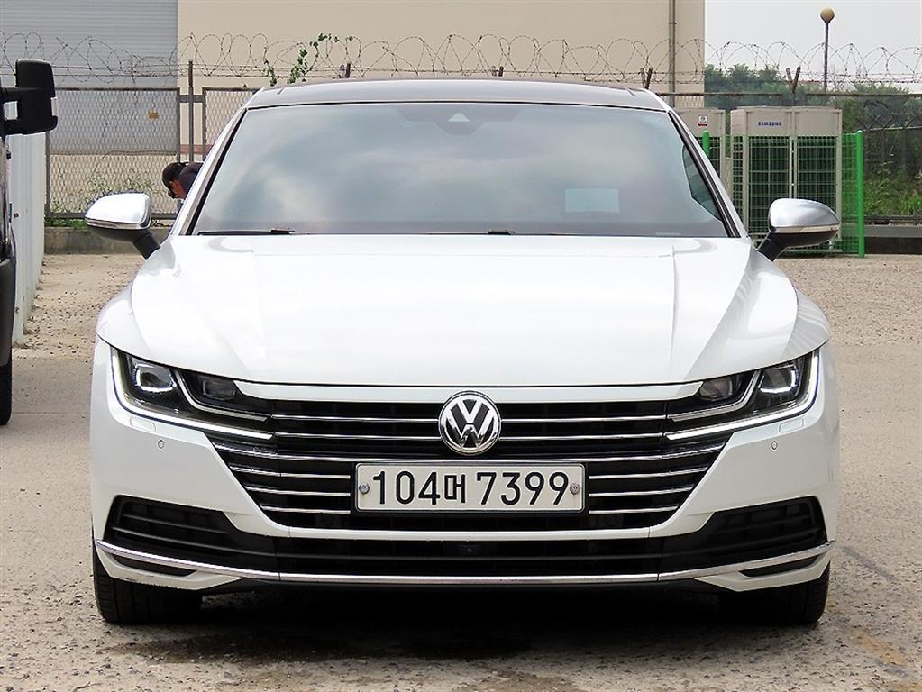 폭스바겐 아테온 2.0 TDI Elegance Prestige