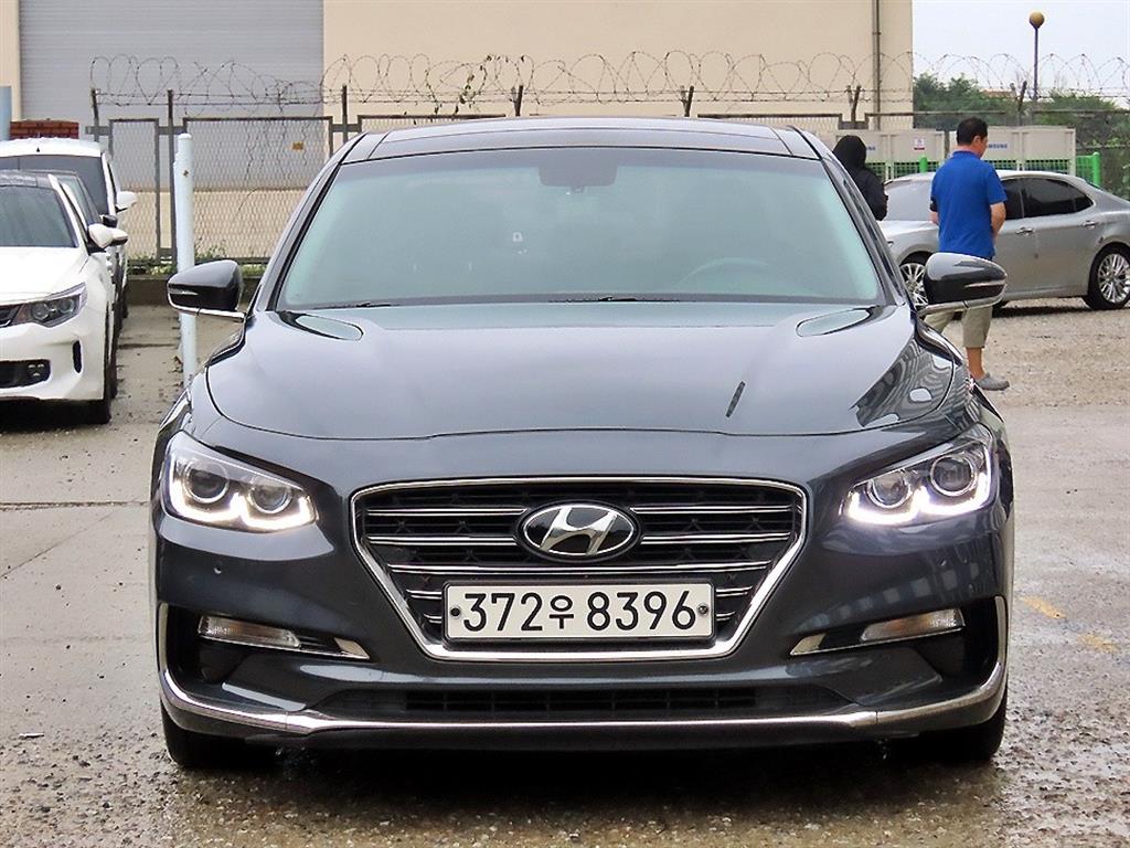 Hyundai Grandeur 3.0 LPi Modern