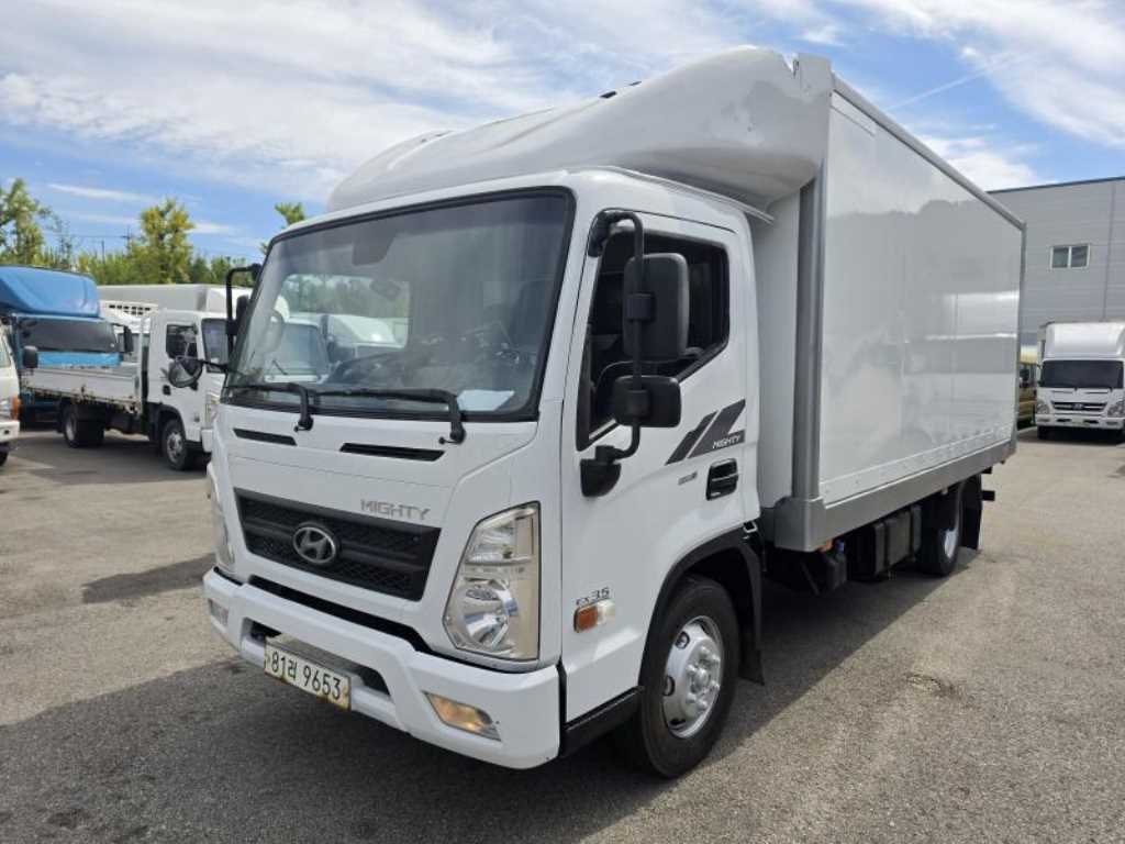Hyundai Mighty Refrigerated 3.5t