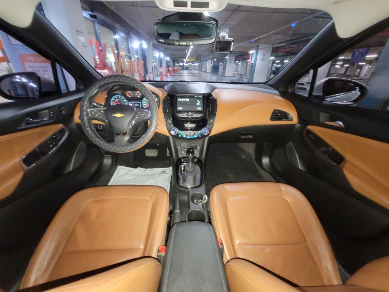 쉐보레 크루즈 1.4 Turbo LTZ Deluxe