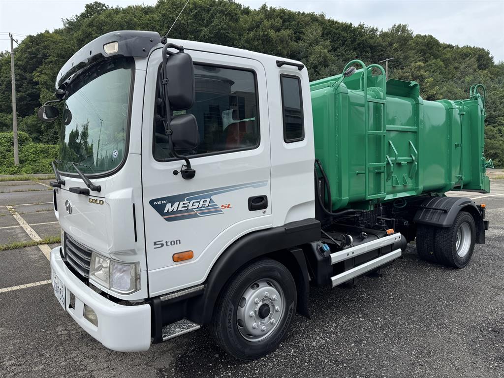 Hyundai Mega Truck 5t Short Body