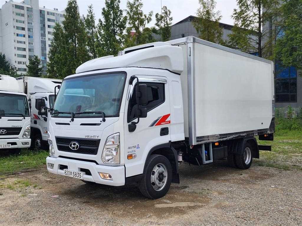 Hyundai Mighty Refrigerated 2.5t