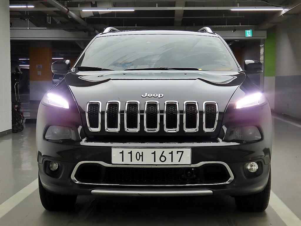 지프 체로키 2.0 CRD 4WD Limited