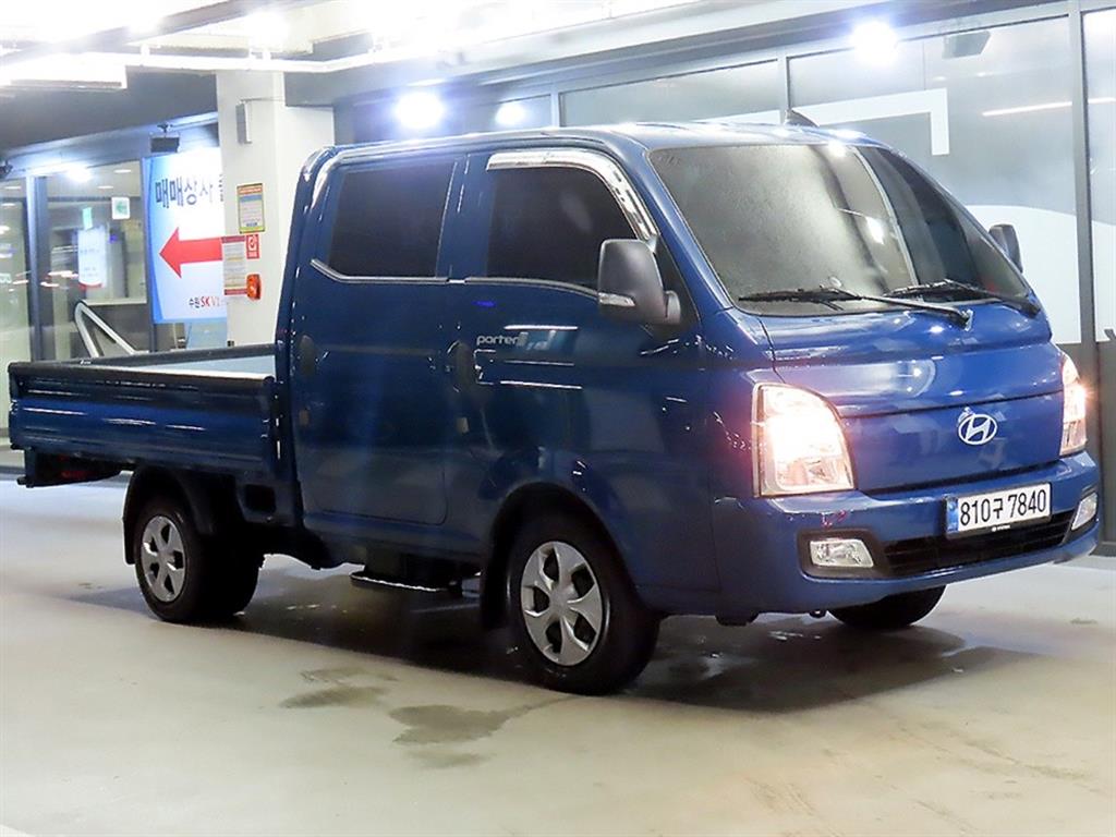 Hyundai Porter II LPG Double Cab Long Body Modern