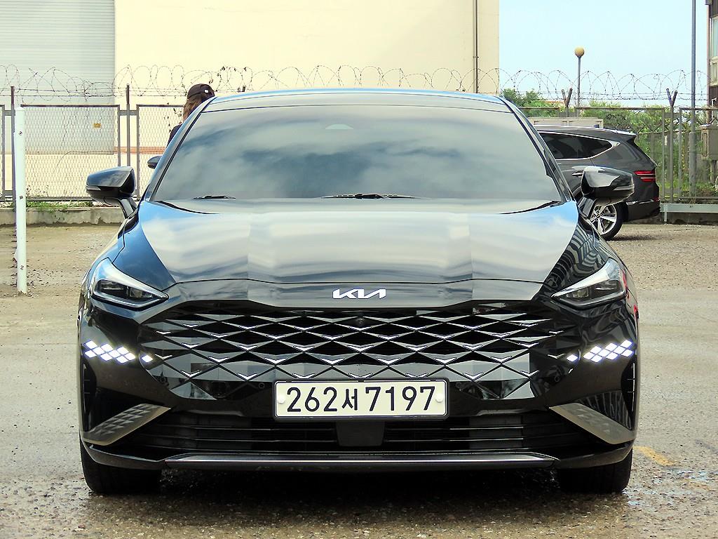 Kia K8 2.5 GDI Signature