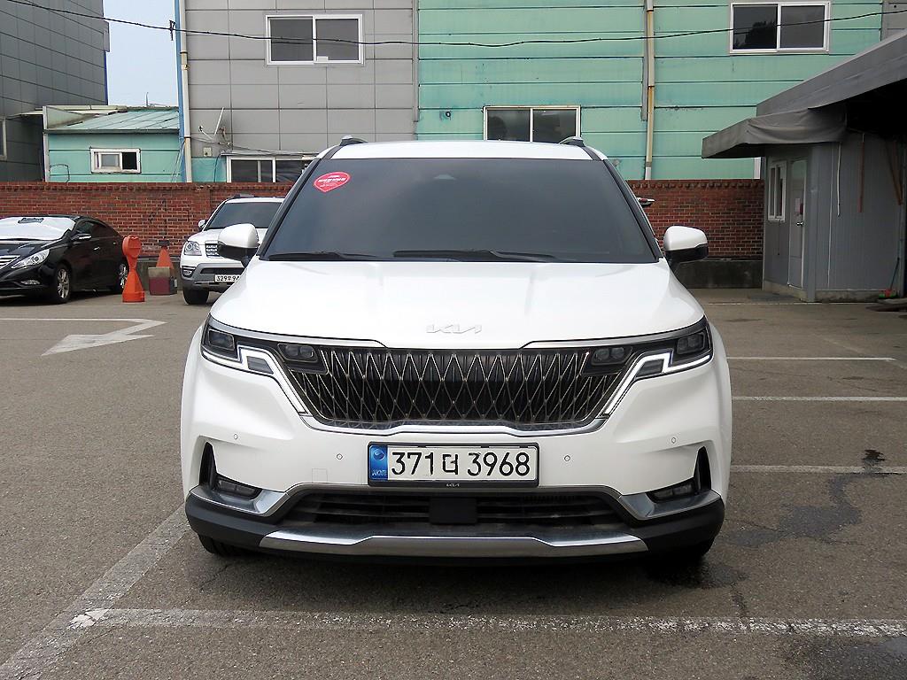Kia Carnival 7 seats Signature