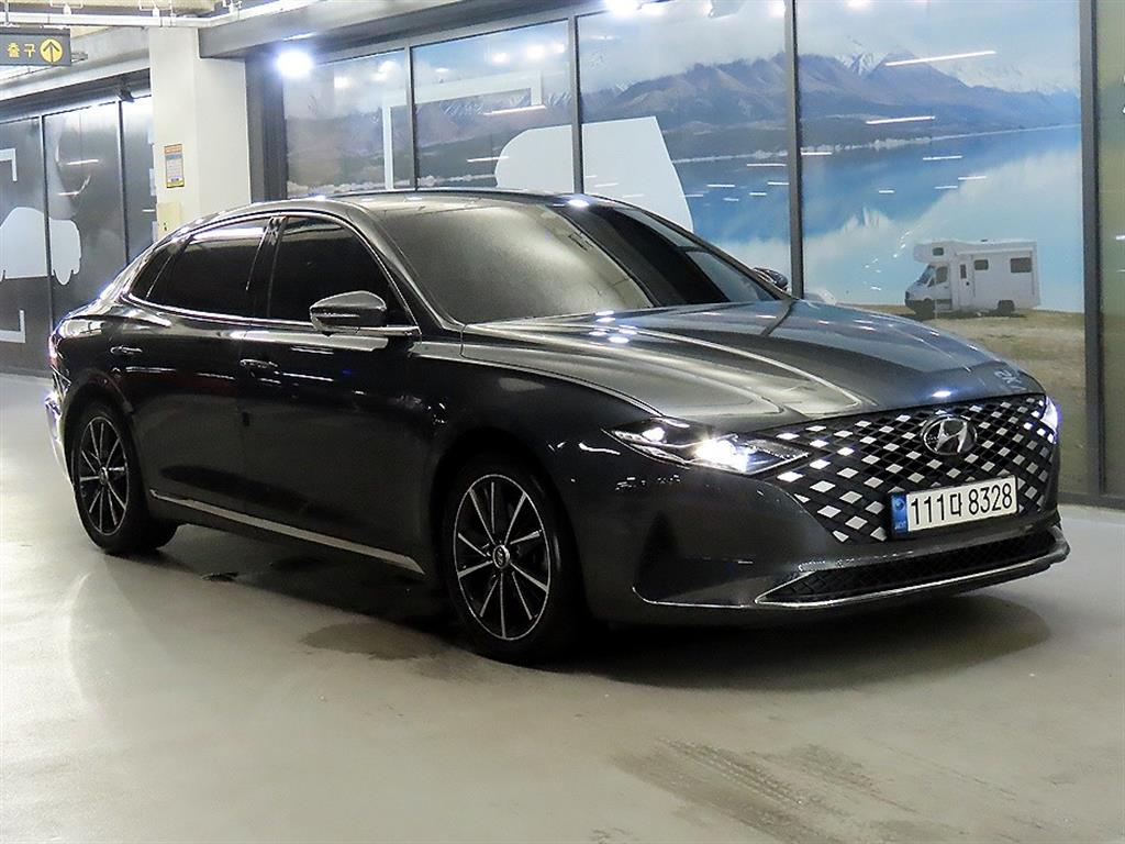 Hyundai Grandeur 2.5 Le Blanc