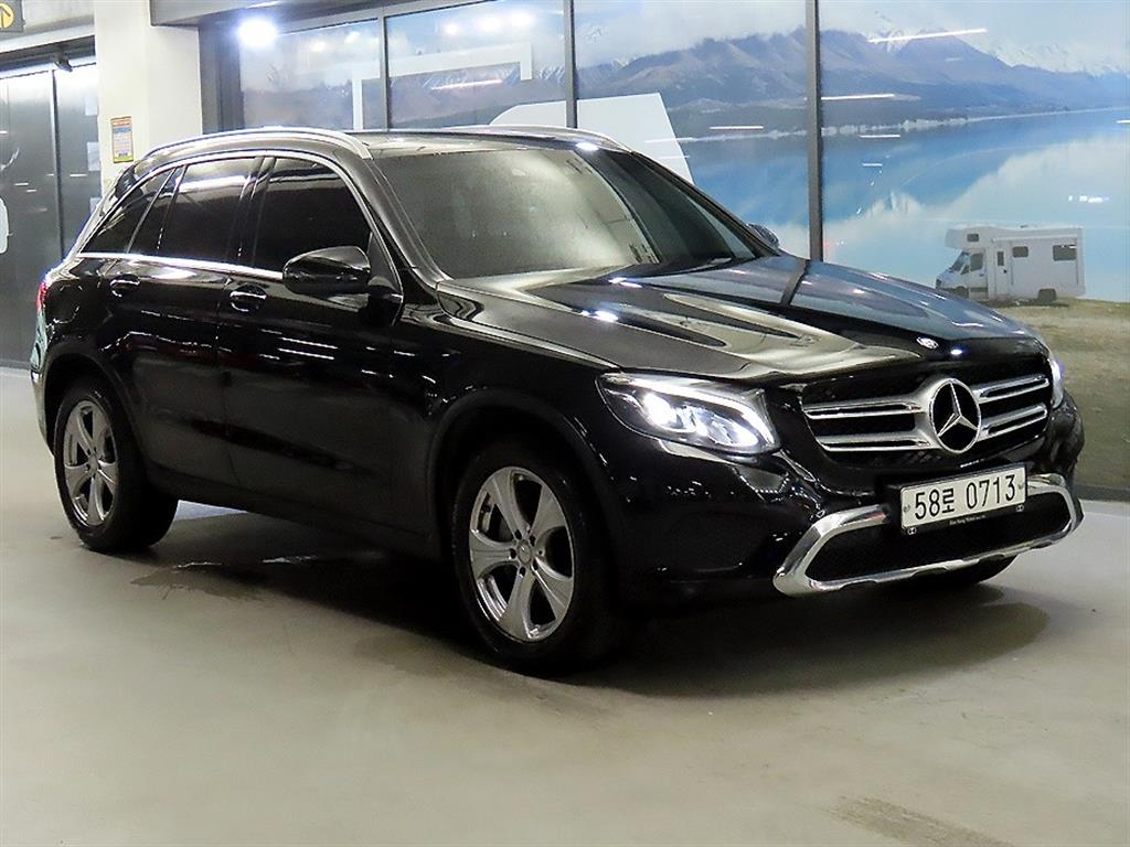 Mercedes-Benz GLC 220d 4Maetik