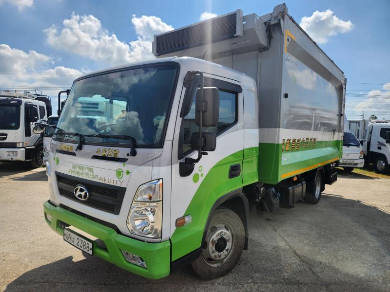 Hyundai Mighty Jaehwalyongsugeocha 3.5t