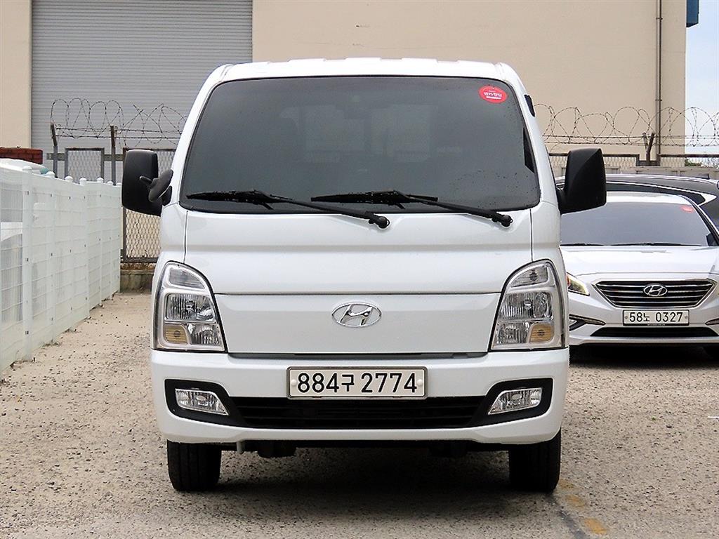Hyundai Porter II CRDi Super Cab Long Body Smart