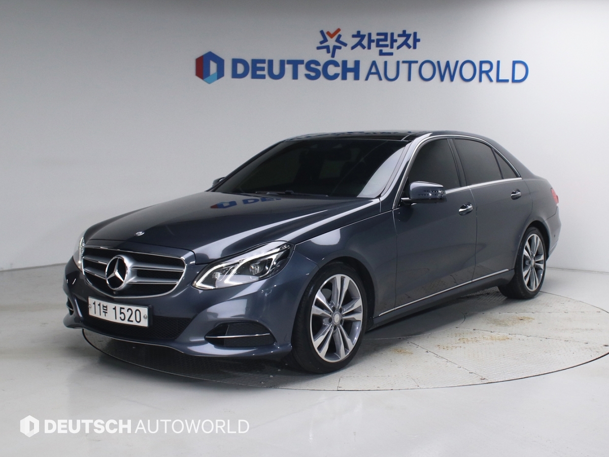 Mercedes-Benz E-Class E300 4Maetik Avantgarde