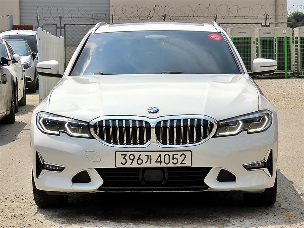 BMW 3시리즈 Tueoring 320d Luxury Inobeisyeonpaek