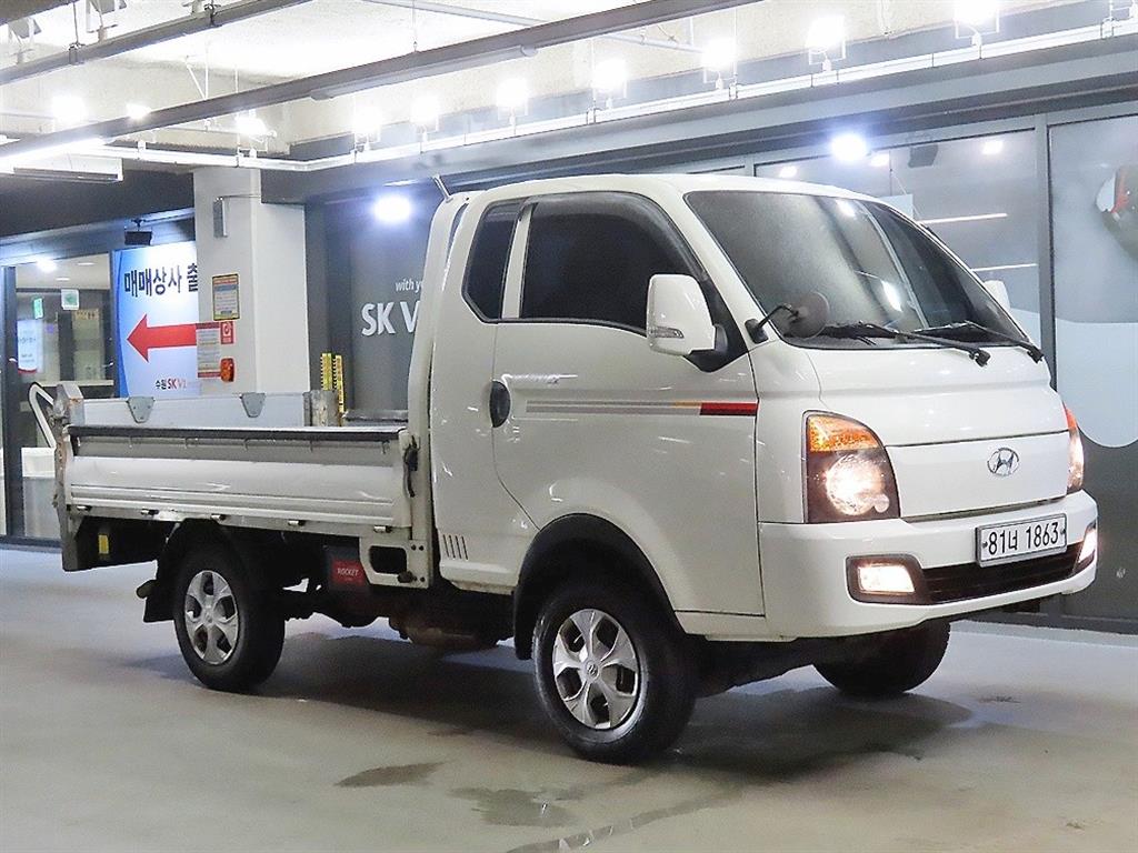Hyundai Porter II CRDi 4WD Super Cab Long Body Modern