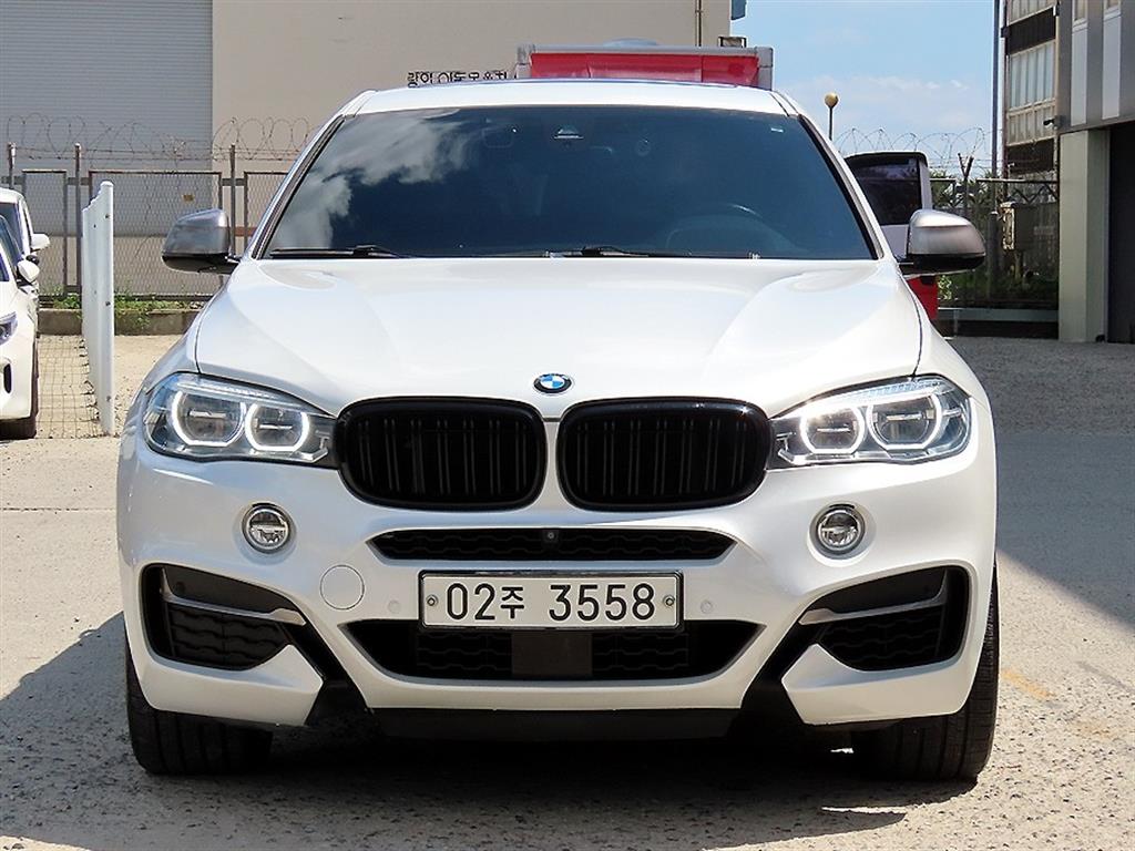 BMW X6 M50d